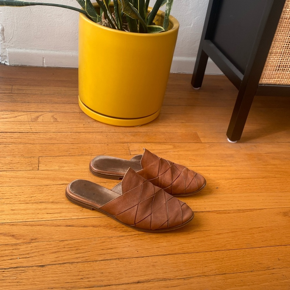 Seychelles Leather Mule Slides